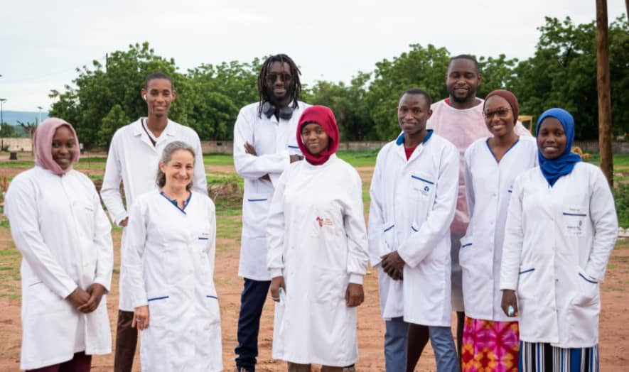 Groupe de G4 – Malaria Experimental Genetic Approaches and Vaccines Groupe de G4 – Malaria Experimental Genetic Approaches and Vaccines